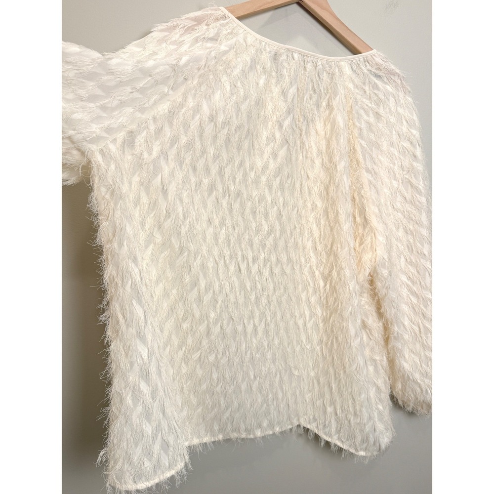 Chicos 4 / 20 Eyelash Fringe Feathered Long Sleeve Peasant Blouse Cream Boho - Picture 9 of 11